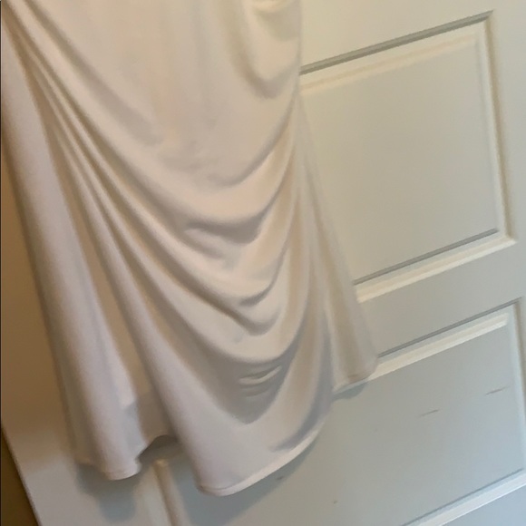 White cocktail dress with pretty beaded details. - Picture 3 of 5